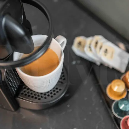 Bright Spacious Duplex With Terrace By Rems *