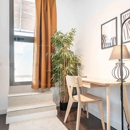 Apartment Bright Spacious Duplex With Terrace By Rems Malaga